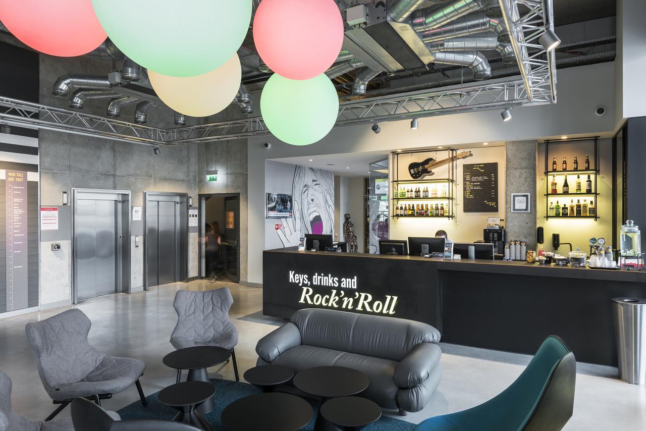 Comfort Hotel Lt - Rock 'N' Roll Вильнюс Экстерьер фото